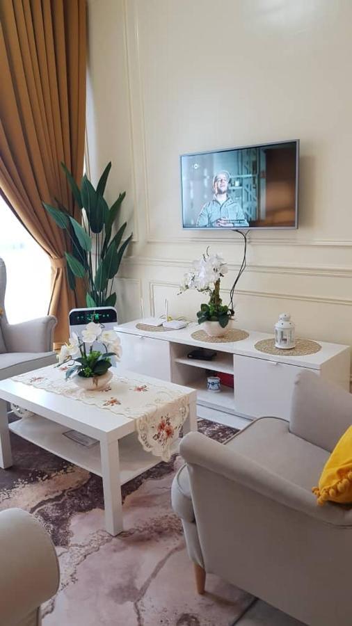 קוטה בארו Aleeya Suite @ Troika Residence מראה חיצוני תמונה