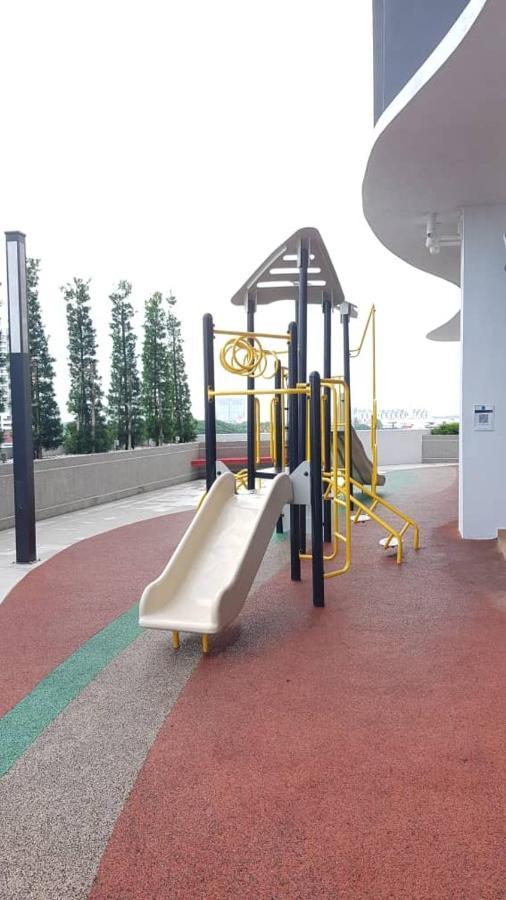 קוטה בארו Aleeya Suite @ Troika Residence מראה חיצוני תמונה